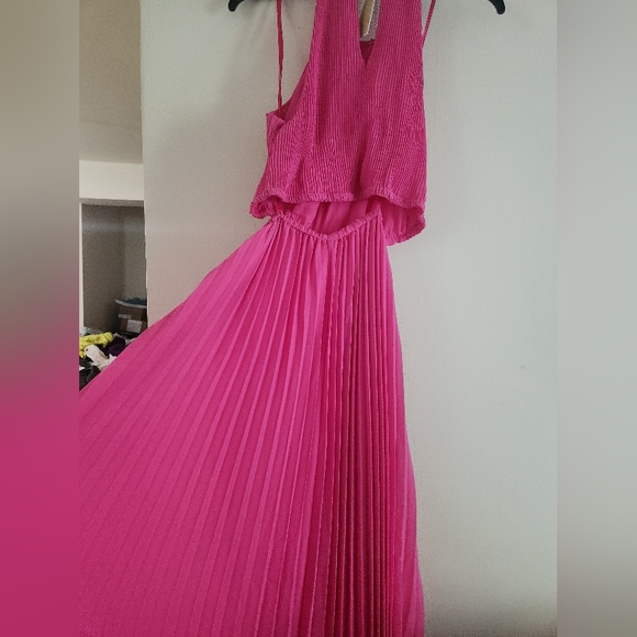 Michael Kors Halter Neck Pleated Cut-out Midi Dress cerise/pink Sz M & L BNWT - Picture 7 of 15